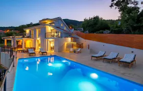 Stunning Home In Poljane - Image 5