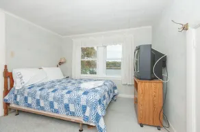 4 Schlafzimmer Haus am Wasser ideal für Familien! In der Nähe von Annehmlichkeiten, Canal & More! - Image 5