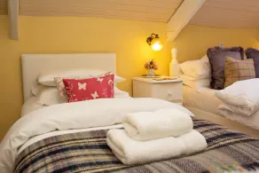 Fiddlers Green Cottage Tenby - Image 5