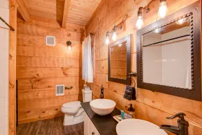 Beaver Rock Lodge - Image 3