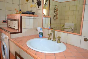 Golden Island apartment - Image 2