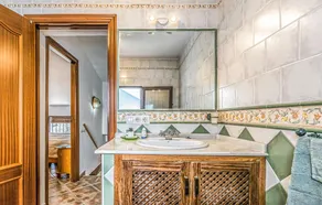 Stunning Home In Hornachuelos - Image 2
