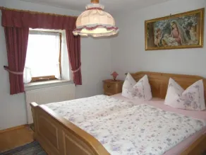 Ortsblick, 44m², 1 Schlafzimmer, Separate Küche, Dusche/wc, Sat-tv, Balkon - Image 3