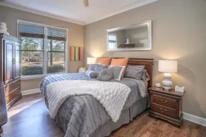Lakefront Getaway \"Right There\" on the water in Reynolds community 2 bed/2 bath  - Image 5
