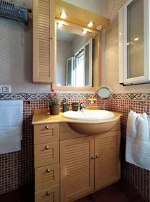 Charming rural house for 4 people, parking, porch, barbecue and swimming pool. - Image 4