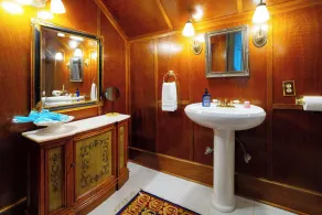1906 Haus Stay for 13 With Pool-hot Tub - Image 2