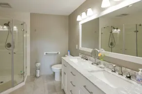 Lovely spacious 6 BR home in St. Croix River valley - Image 3