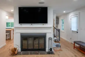 Modern Hudson Valley Creekside Retreat + Hot Tub! - Image 2