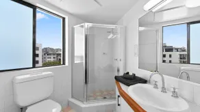Gena Apartments Unit 11 Kings Beach QLD - Image 2
