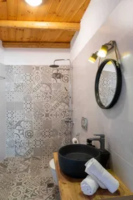 Marilena Traditional House - Image 2