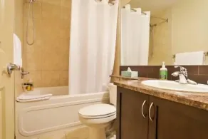 Steam Room & Gym / Hot Tub / Mountain Views - Image 5