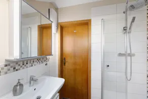 Apartment 'Obrighoven' with Balcony and Wi-Fi - Image 5