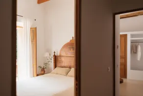 Fully renovated manor house in the heart of Deia - Image 2