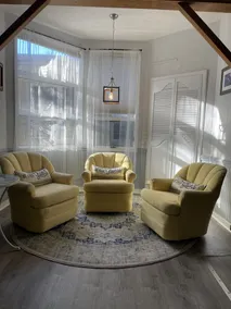 Room 2 - The Inn at Dirickson Creek - Image 5