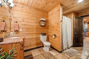 30 percent off thru July 5 Insane Views Hot Tub Game Room - Image 4