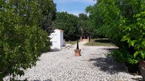Casa con vista sulla piscina, ideale per famiglie. - Image 5