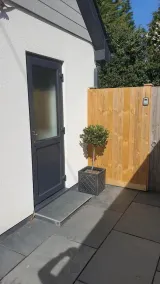 Lymington 1-bed Apt, Sleeps 3 With Parking - Image 4