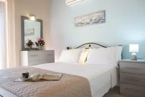 Watch the sunrise over the bay comfortable apartment with private pool, Nidri - Image 5
