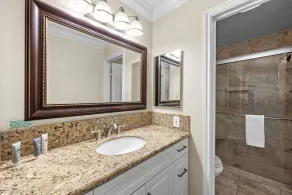 ** Nouvelle inscription ** NOUVELLE TERRE REMODELÉE NIVEAU 1 Bdrm w / vue sur le jardin tropical-F9-Beach Cottage Getaway - Image 2