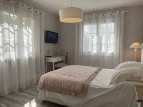 Meget flot ejendom med privat pool på stor grund og WIFI - Image 4