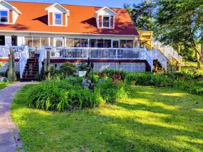Lake Murray Paradise ~ Lake Front Upstairs Home w / Peninsula Lake Views! - Image 5