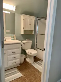 Lakefront on South Grand with Private Dock! Sleeps 8, 4 Bath - 2 full & 2 half - Image 3