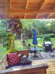 Cottage in the Woods B&B=The Bluebird Bungalow - Image 3