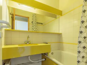 2-room Apartment in La Plagne for 4 Guests - Image 2