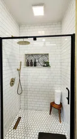 "Glamtainer" One of a kind Romantic Luxe Retreat, 8 Minutes to Emerald Beach, Outdoor Haven - Image 3