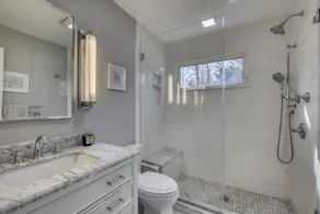 Perfect Family Retreat-Walk 2 Water, Heated SW Pool, Sauna, Gym- New Kitchen! - Image 5