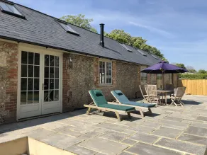 Stunning 19th century barn conversion in gorgeous Hampshire countryside - Image 5