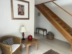 Modern Dog Friendly Townhouse by the beach - Image 3