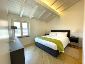 \"SUN\" Penthouse downtown ten minutes from beaches - Image 3