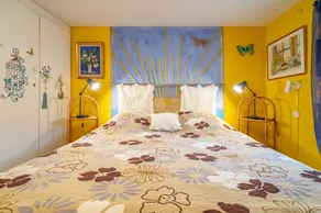 Apartment 'Le Grand Lapin Blanc' with Sea View, Private Terrace and Wi-Fi - Image 5