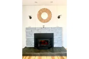 Ipperwash Beach House -- Lake Huron - Image 2