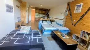 Apartment 'Morrillon 1100 Ski-in/Ski-out' with Mountain View, Balcony and Wi-Fi - Image 3