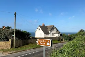 1 Bed Top Floor Apartment minutes walk from Saunton Beach - Image 5