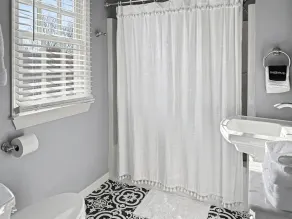 2-Room Chickadee Suite @ Harpers Ferry Guest House - Image 3