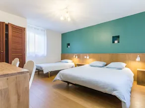 Renovated Farmhouse Between Nantes and Coast with Garden, Terraces, and Family Amenities - Image 3