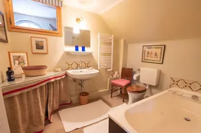 Saddle room and studio - Image 2