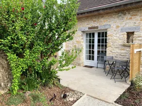 Poppy Room with Shared Terrace and Garden - Image 4