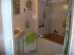 Smukt opholdsrum kalder i sin park - Image 3