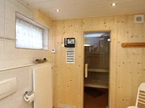 Authentisches Haus mit Sauna und großem Garten - Image 2