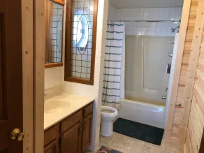 BRAND NEW !!!!!  GORGEOUS 3 BEDROOM LAKEFRONT IN VERMILION - Image 2