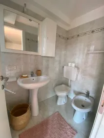 Beautiful terraced house with pool - right by the sea - Image 4