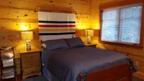 Mckenzie River Cabin @ The Log Canin Inn - Image 5