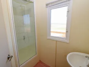 GORPHWYSFA CARAVAN, pet friendly, with a garden in Cemaes Bay - Image 2
