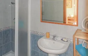 Comfortable family villa with private heated pool for 8 people - Image 4