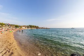 Elegance and hospitality near the sea with sea view - Image 5