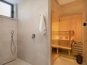 Skøn privat feriebolig for 12 personer med jacuzzi, WIFI, privat pool, klimaanlæg, TV og terrasse - Image 2